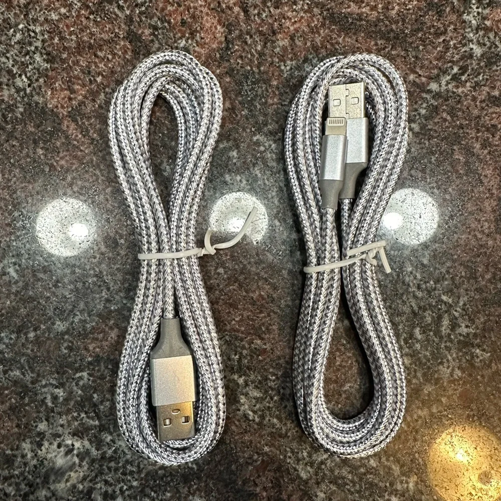 Set of 2 lightning cables- never used